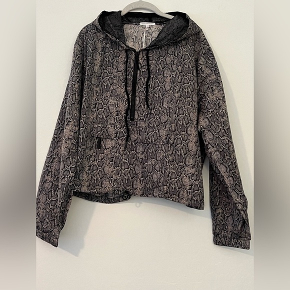 Good American BOA ANORAK Crop Hoodie - Picture 3 of 16